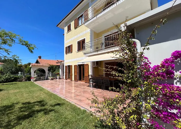 Martina 2 Appartement Poreč