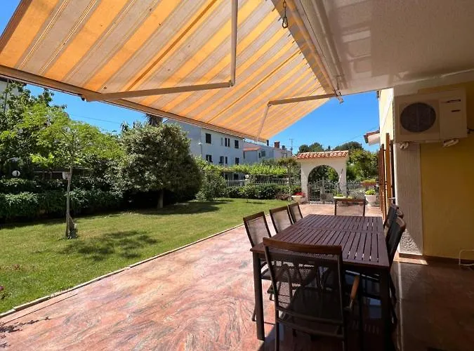 Martina 2 Appartement Poreč