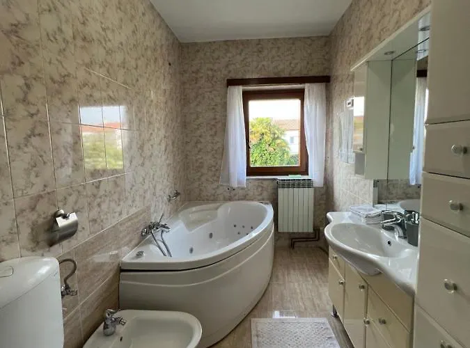 Martina 2 * פורץ